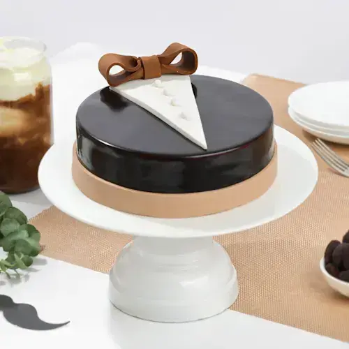 p-dapper-suit-chocolate-cake-414402-2.webp