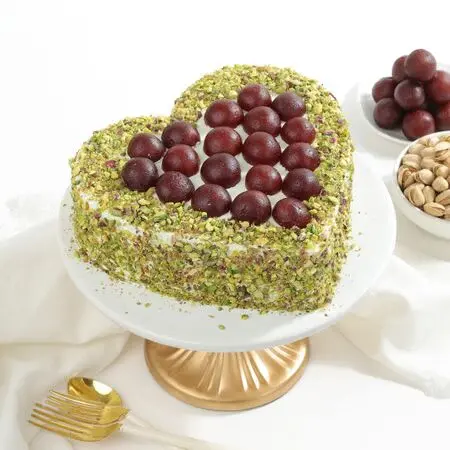 Gulab Jamun Pista Cake (500gm)